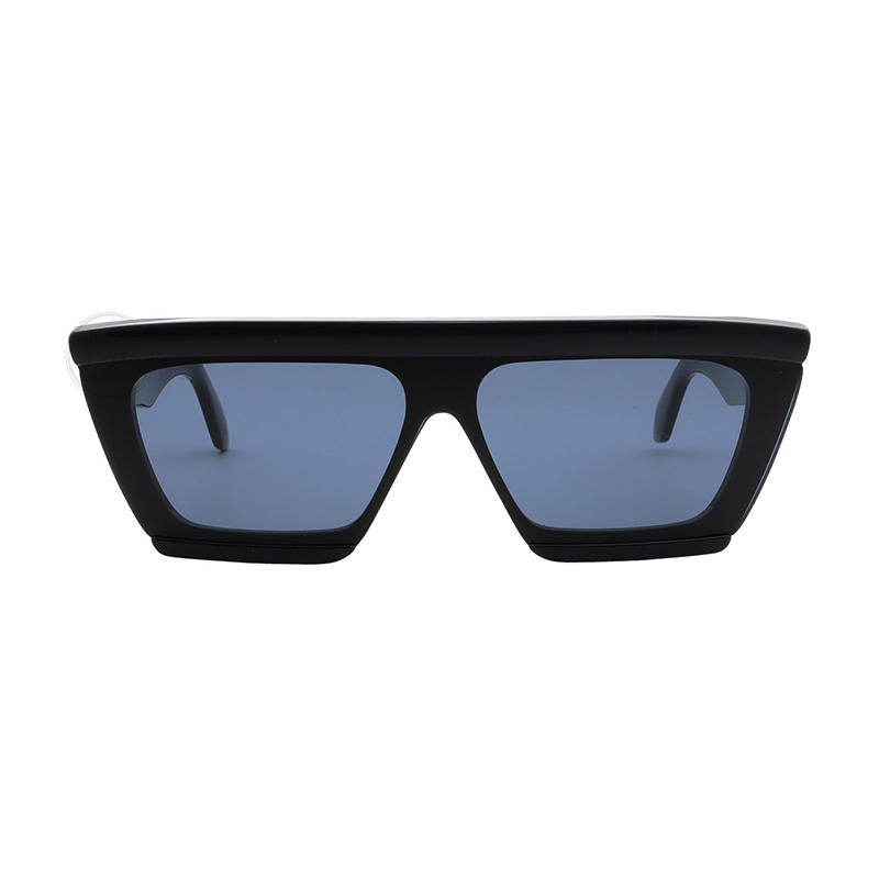 Sunčane naočale Alaïa AA0104S 004 s crnim okvirom i plavim lećama – Optika M Split